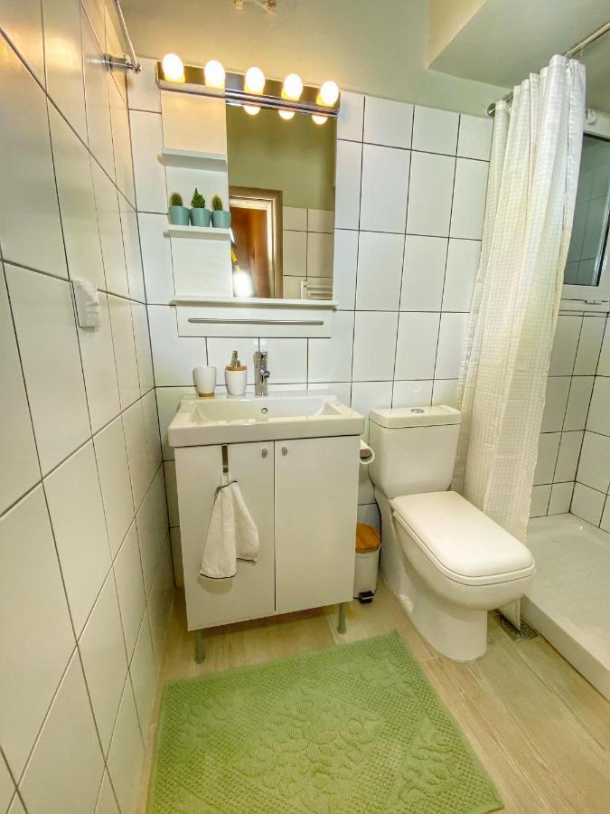 For A Genuine Athenian Homestay! Atenas Exterior foto